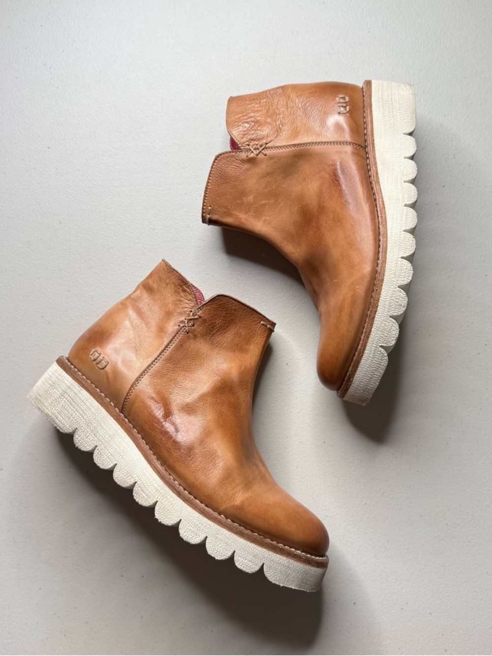 Preowned Bed Stu Lydyi Tan Rustic Leather Platform Ankle Boots Scallop Sole 9